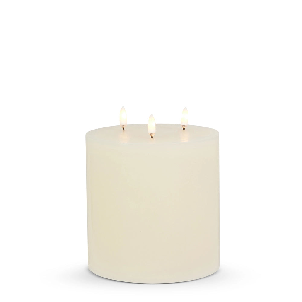 6x6 Ivory flamless Candle