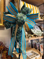 Peacock Bow